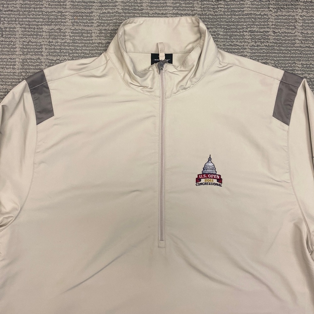 Nike Large Tan 1/2 Zip Golf Pullover Windbreaker